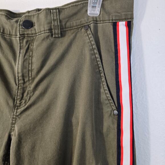 Athleta Summit Cargo Pant Women's 6 Army Green Side Stripe Athleisure Hiking - Picture 4 of 10